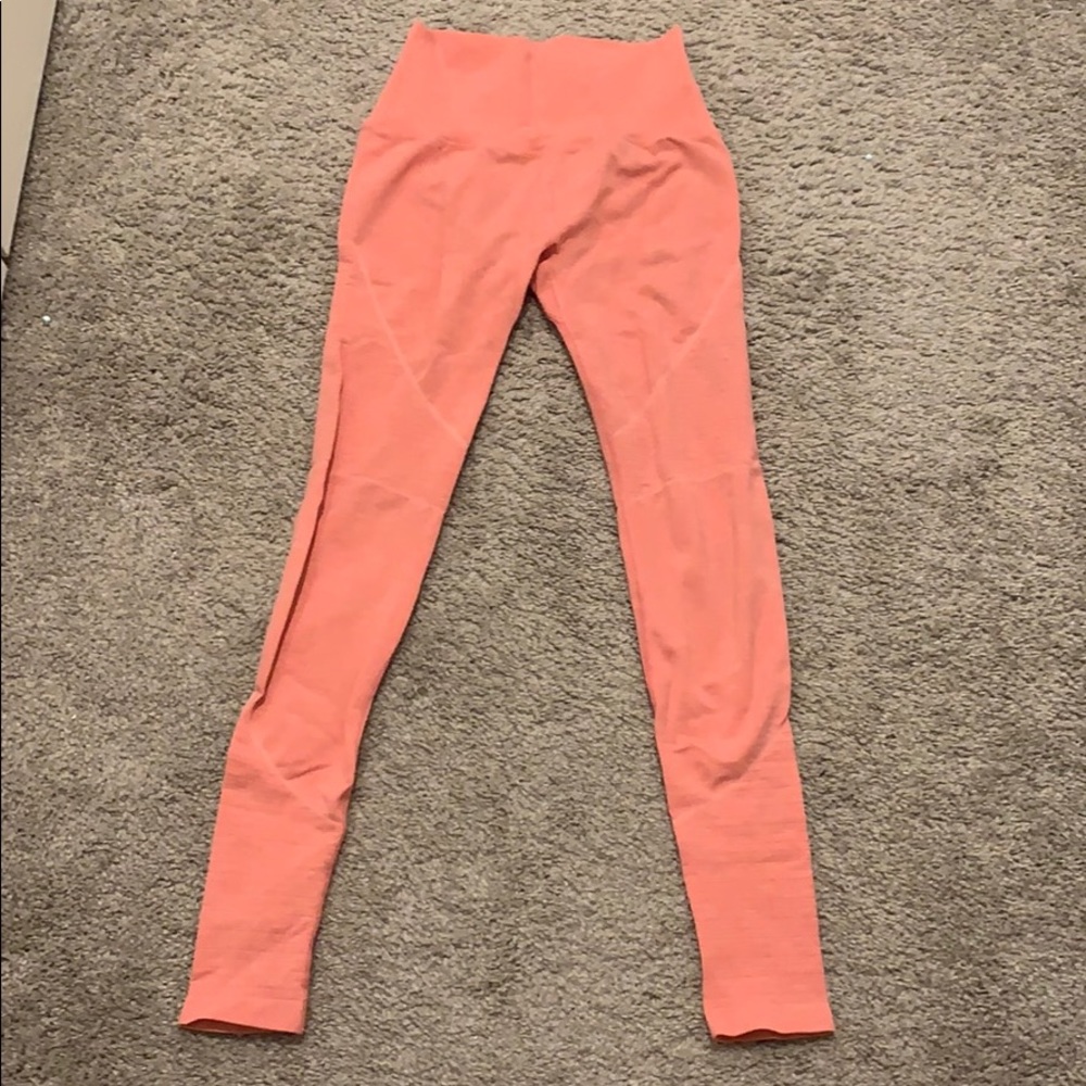 Alphalete Bubble Gum Pink Leggings! *RARE*